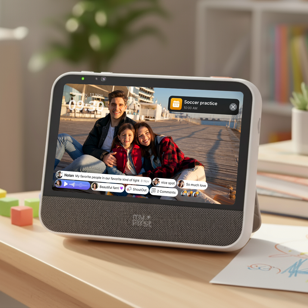 Digital Picture Frame | myFirst Frame Clario